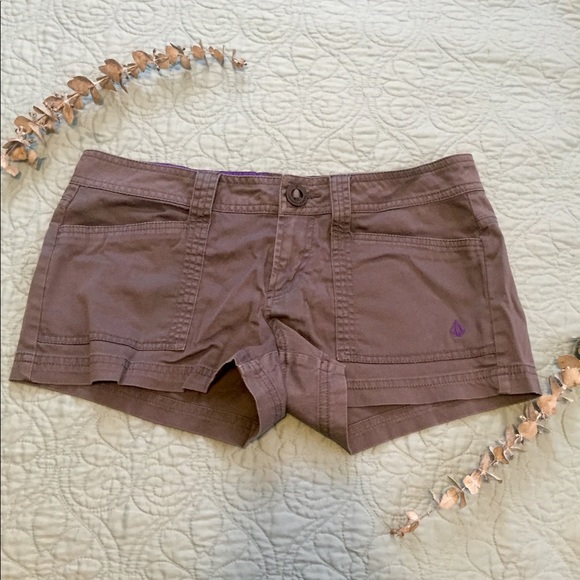 Volcom Shorts - Picture 1 of 6